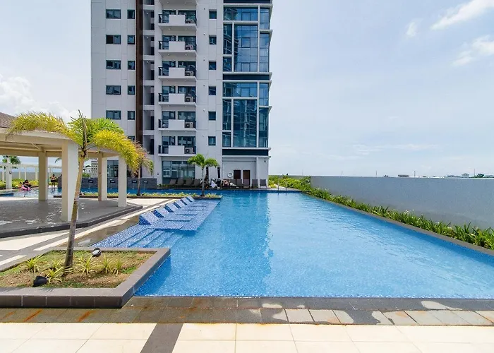 Aparthotel Omp T1-6h, & Pool Access, Near Airport, Fast Wifi, Netflix