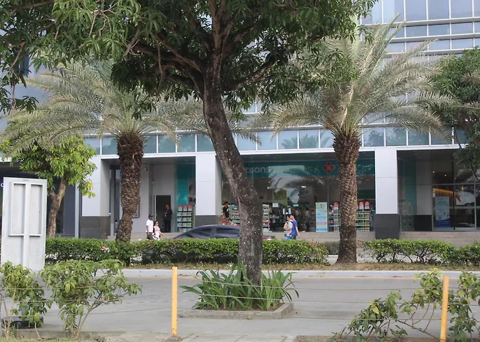 Omp T1-6h, & Pool Access, Near Airport, Fast Wifi, Netflix Punta Engano (Mactan)