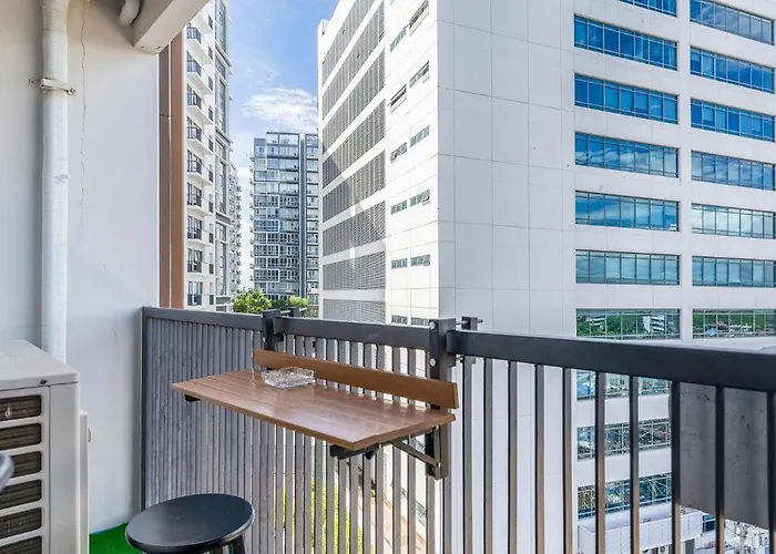Omp T1-6h, & Pool Access, Near Airport, Fast Wifi, Netflix Aparthotel 3*
